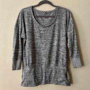 Athleta Batwing Robin Marled Gray Scoop Pullover